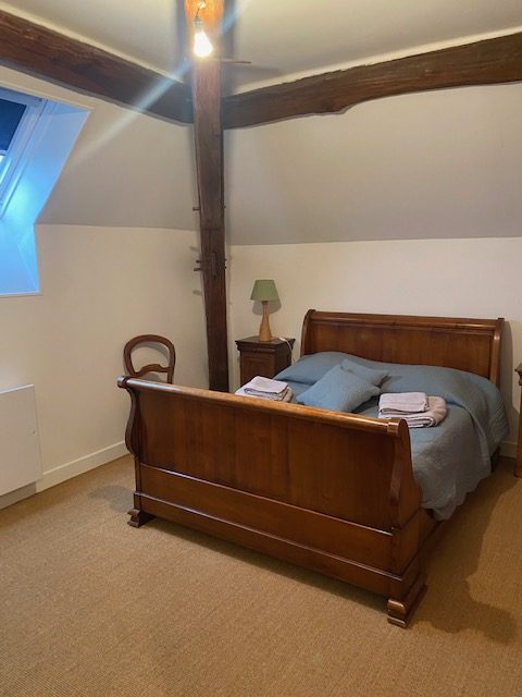 CHAMBRE 3 LIT DOUBLE gite la gatinelle, bourgogne puisaye (89)