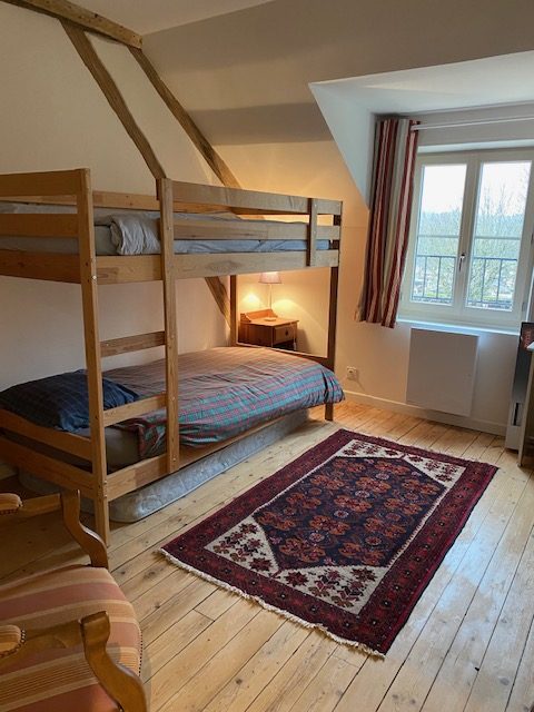 CHAMBRE 4 LITS SUPERPOSES